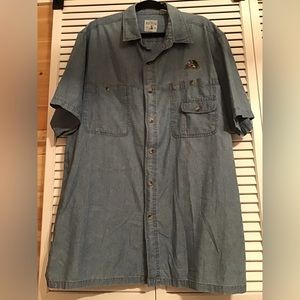 3/$15 must buy 3 listings Men’s short sleeve shirt